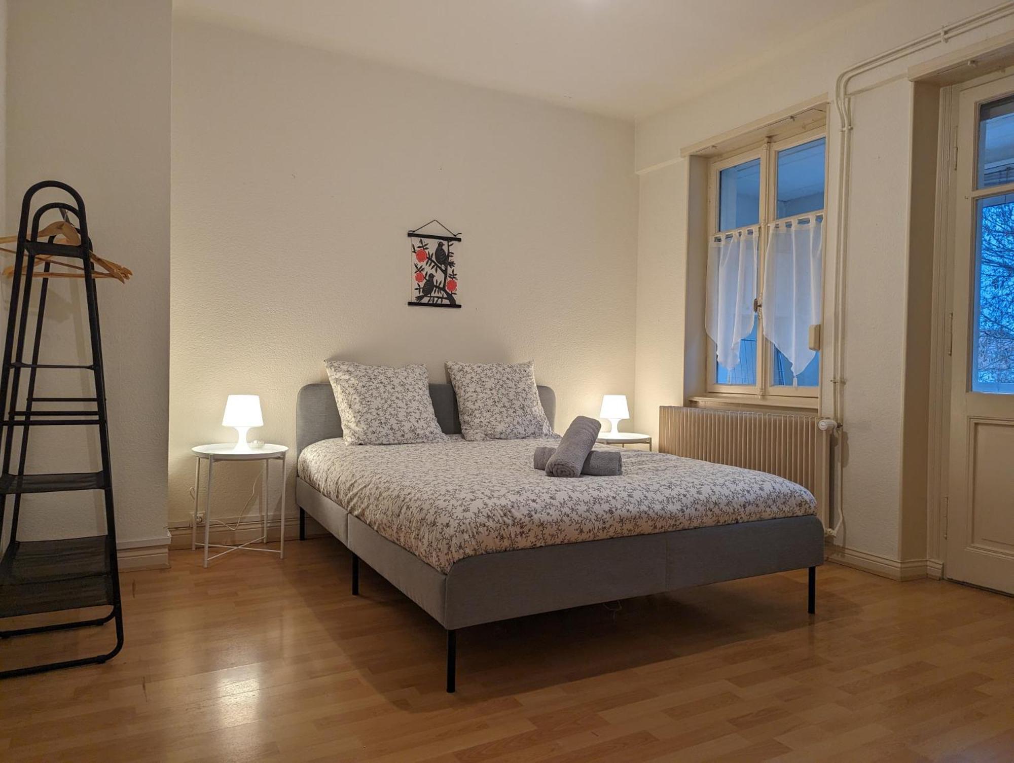 Le Balois - Appartement 2 Chambres, Salon, Cuisine Equipee, Parking Et Wifi Gratuit Miluza Zewnętrze zdjęcie
